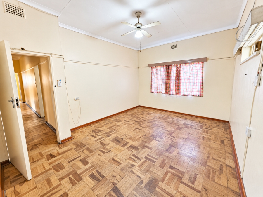 To Let 3 Bedroom Property for Rent in Freemanville North West